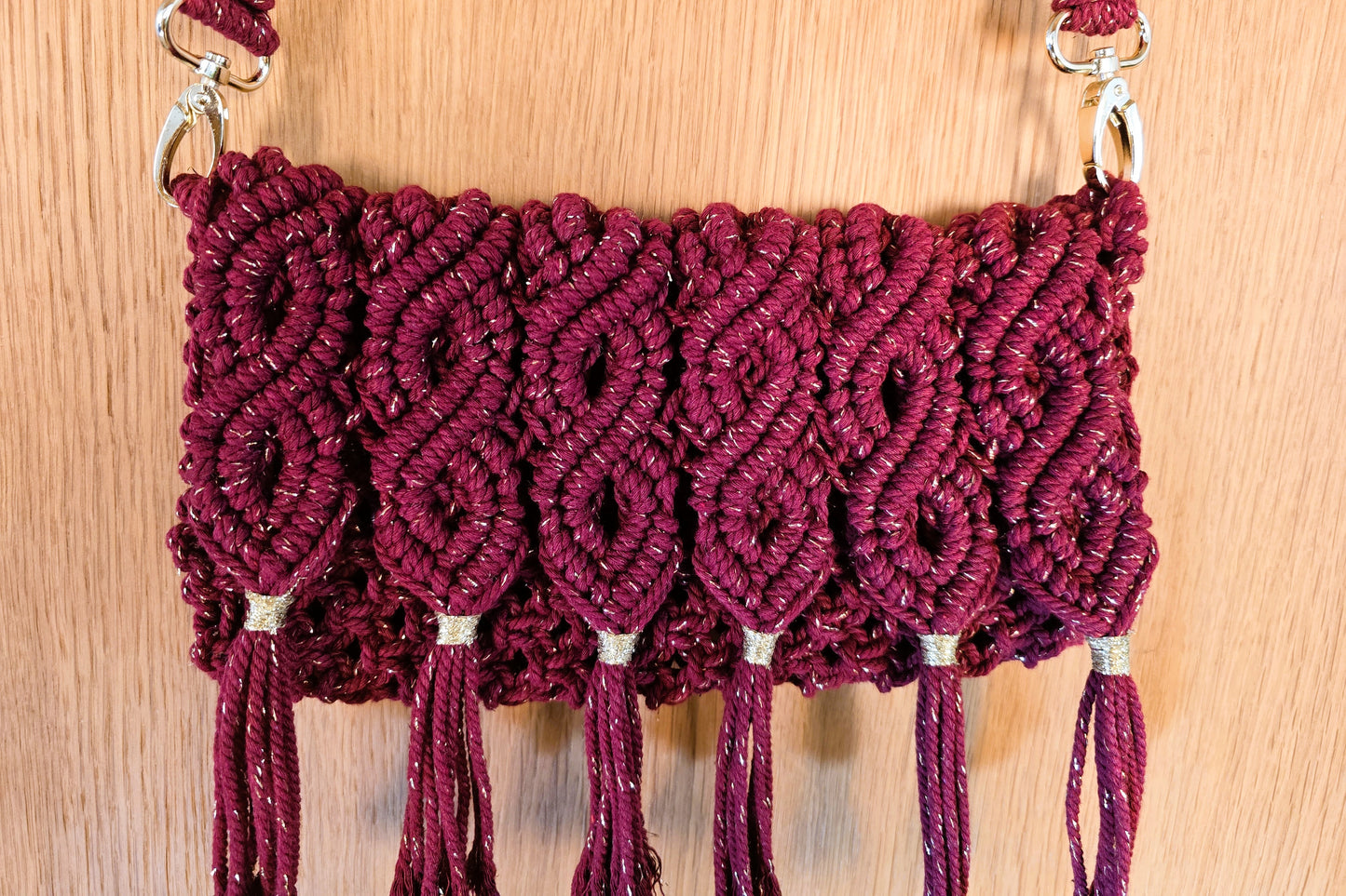 Sac en macramé - Bordeau et Fil or