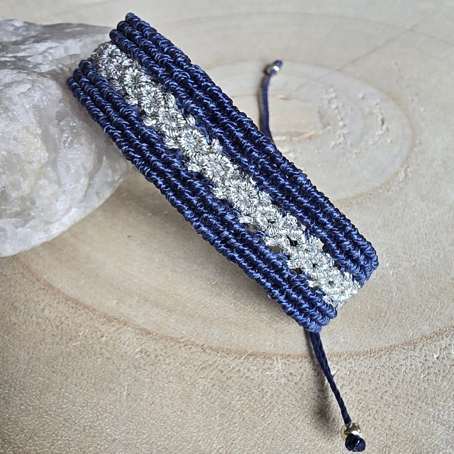 Bracelet Nemamiah - énergie vibrante & motif infini