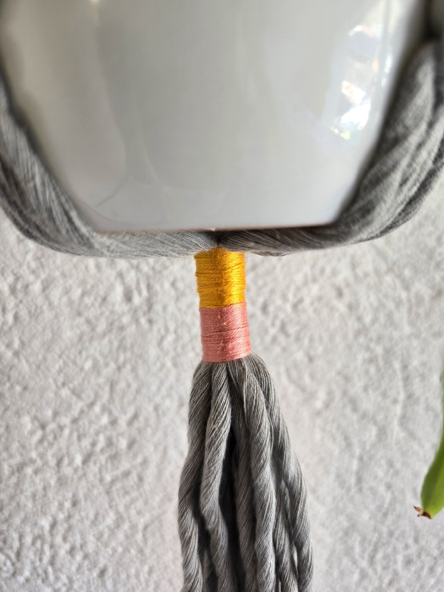 Suspension plantes - Gris